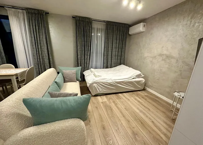 Casa Nova With Free Garage Parking Апартамент *